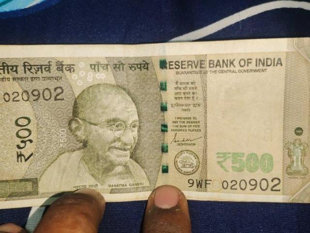 ₹500 Note | Serial No. 9WF 020902 | Date 02-09-02